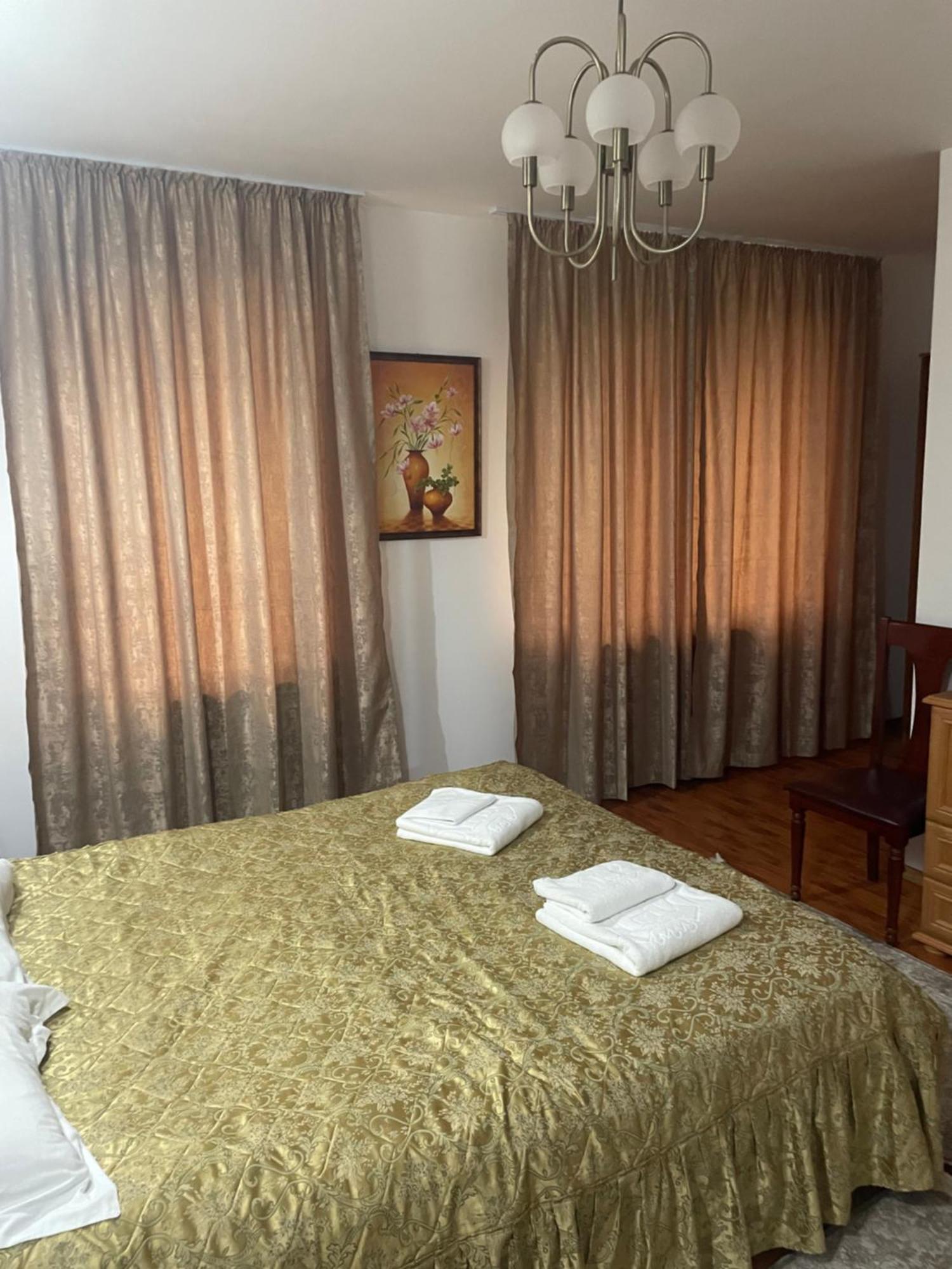 Casa Voronet Hotel Buitenkant foto